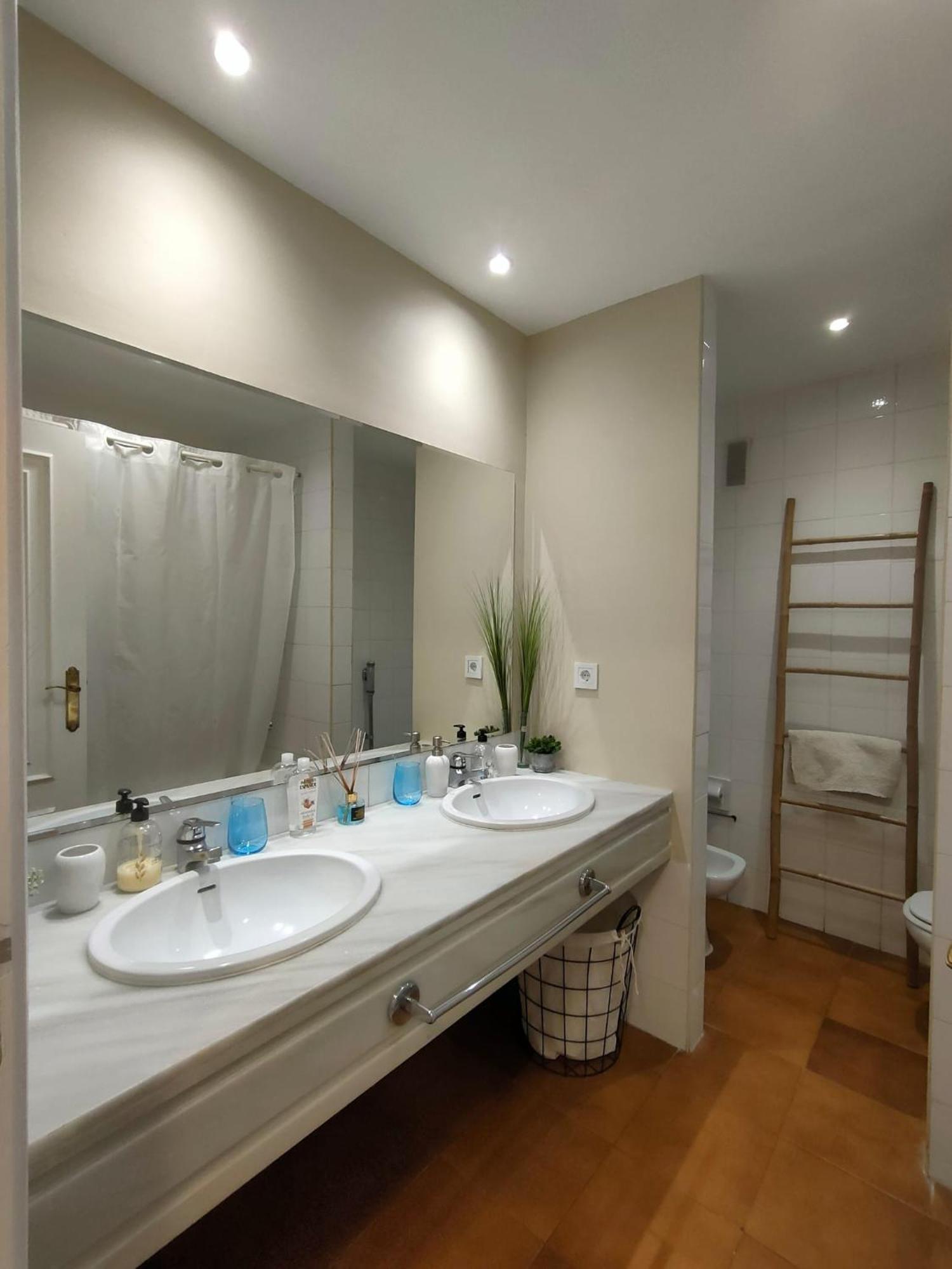 Apartemen Bright & Cozy In The Center Of Puerto Banus, Pool And Terrace.