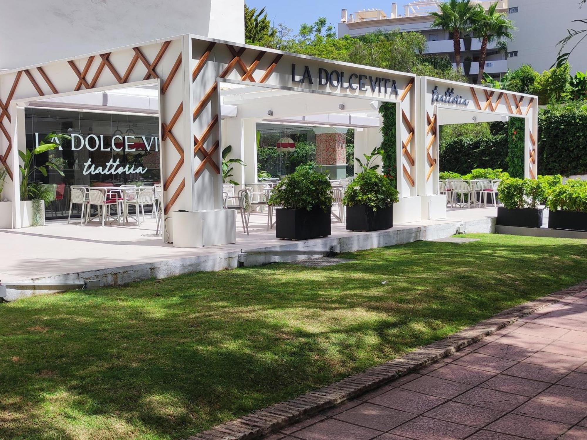 Bright & Cozy In The Center Of Puerto Banus, Pool And Terrace. Apartemen Marbella